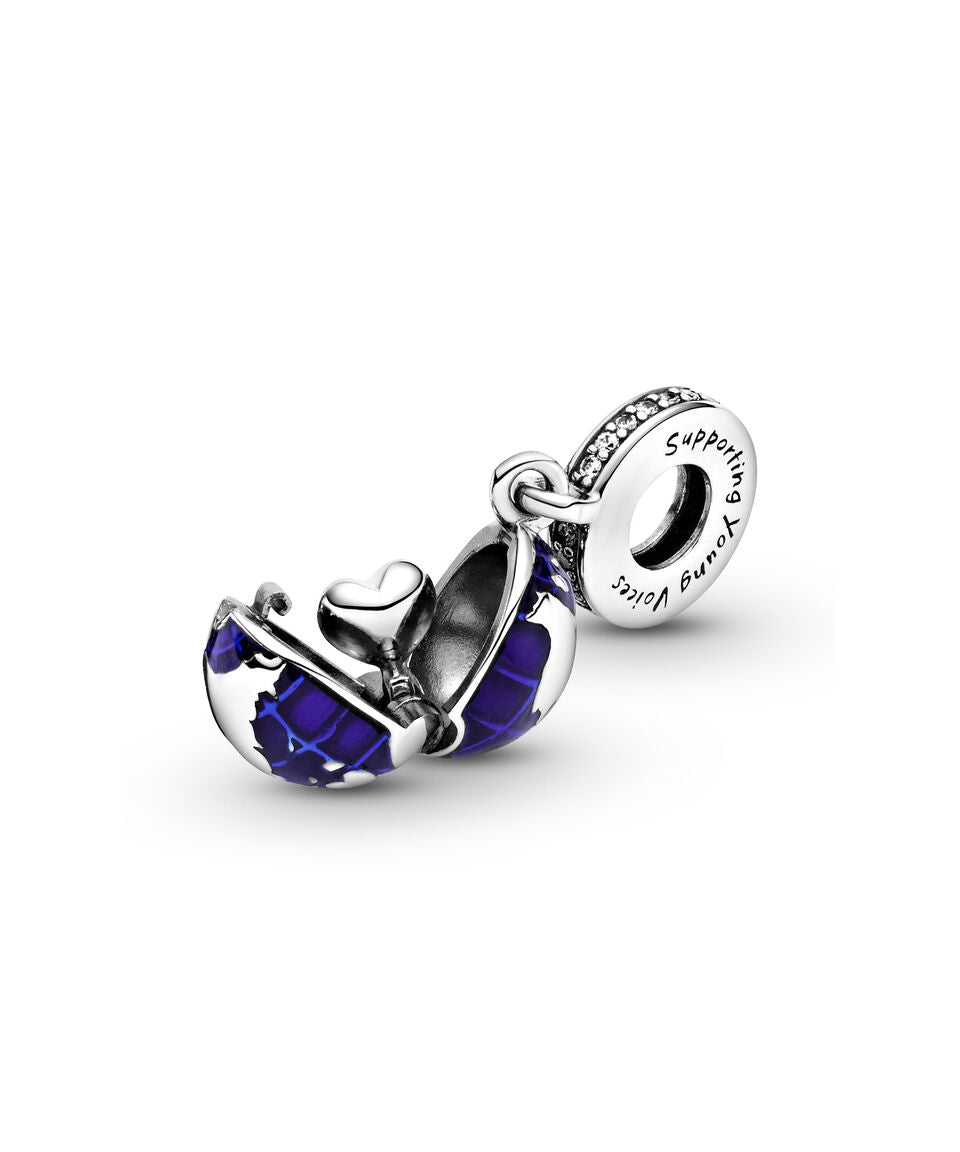 Charm Plata 925 - Mundo con corazón dentro